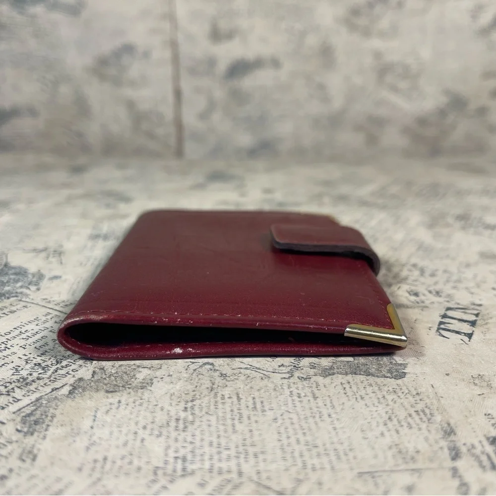 Prince Gardner Vintage Burgundy Leather Bifold Wallet ID Card Holder